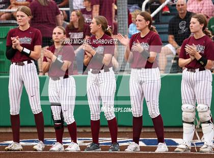 Thumbnail 2 in Lone Star vs. Heritage (UIL 5A Regional Final) photogallery.