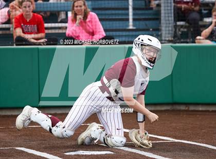 Thumbnail 3 in Lone Star vs. Heritage (UIL 5A Regional Final) photogallery.