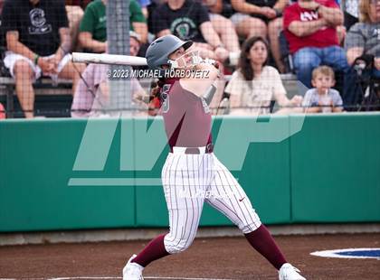 Thumbnail 2 in Lone Star vs. Heritage (UIL 5A Regional Final) photogallery.