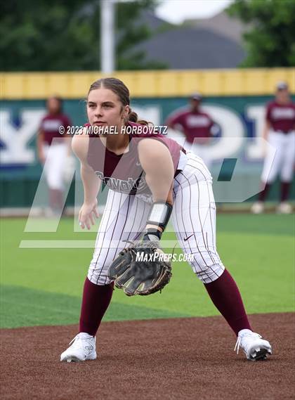 Thumbnail 1 in Lone Star vs. Heritage (UIL 5A Regional Final) photogallery.