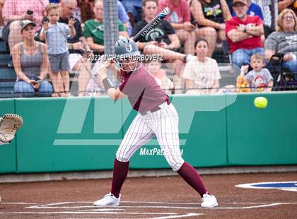 Thumbnail 3 in Lone Star vs. Heritage (UIL 5A Regional Final) photogallery.