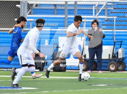 Thumbnail 3 in Navasota vs. San Elizario (UIL 4A Soccer Semifinal) photogallery.