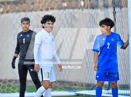 Thumbnail 2 in Navasota vs. San Elizario (UIL 4A Soccer Semifinal) photogallery.