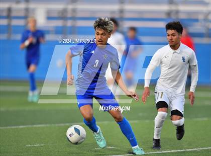 Thumbnail 1 in Navasota vs. San Elizario (UIL 4A Soccer Semifinal) photogallery.