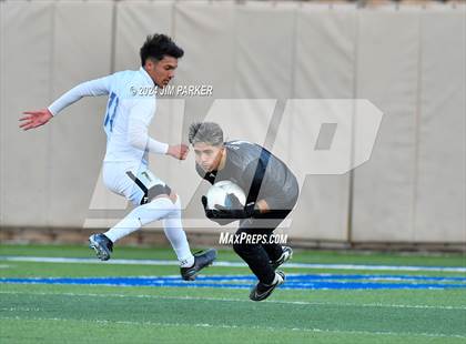 Thumbnail 2 in Navasota vs. San Elizario (UIL 4A Soccer Semifinal) photogallery.