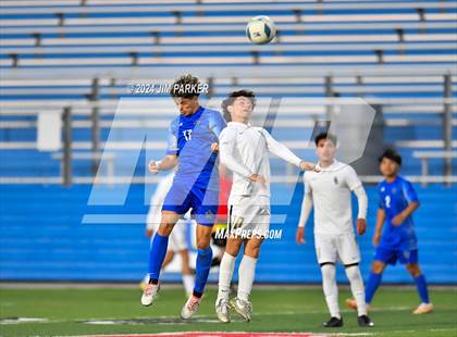 Thumbnail 2 in Navasota vs. San Elizario (UIL 4A Soccer Semifinal) photogallery.