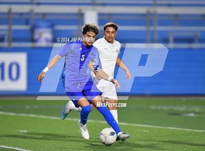 Thumbnail 3 in Navasota vs. San Elizario (UIL 4A Soccer Semifinal) photogallery.