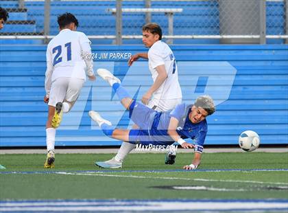 Thumbnail 3 in Navasota vs. San Elizario (UIL 4A Soccer Semifinal) photogallery.