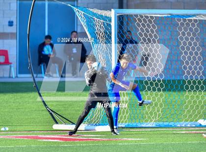 Thumbnail 2 in Navasota vs. San Elizario (UIL 4A Soccer Semifinal) photogallery.