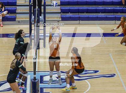 Thumbnail 2 in Kell vs. Roswell photogallery.