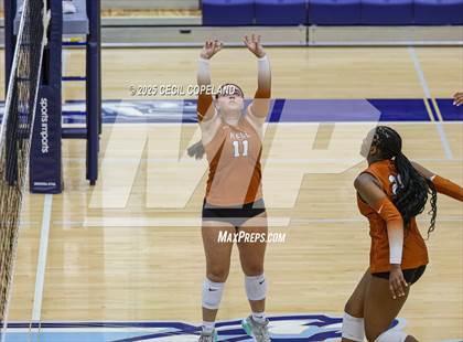 Thumbnail 1 in Kell vs. Roswell photogallery.