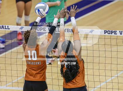 Thumbnail 2 in Kell vs. Roswell photogallery.