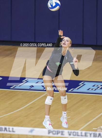Thumbnail 2 in Kell vs. Roswell photogallery.