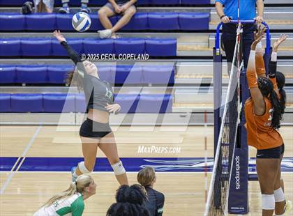 Thumbnail 2 in Kell vs. Roswell photogallery.