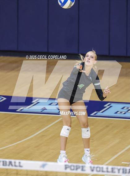 Thumbnail 3 in Kell vs. Roswell photogallery.