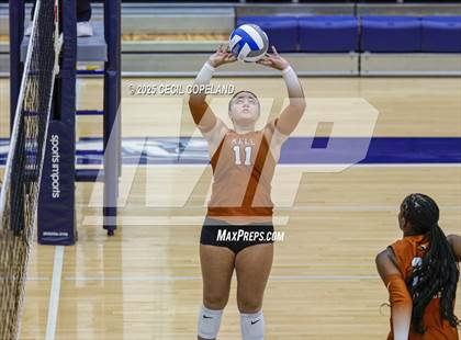 Thumbnail 1 in Kell vs. Roswell photogallery.