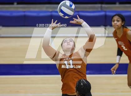 Thumbnail 1 in Kell vs. Roswell photogallery.