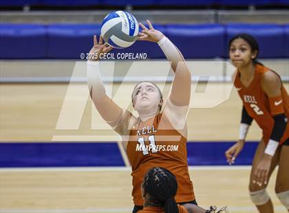Thumbnail 2 in Kell vs. Roswell photogallery.