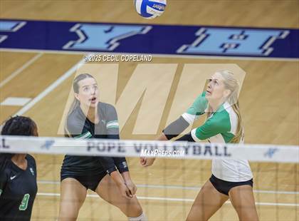 Thumbnail 1 in Kell vs. Roswell photogallery.
