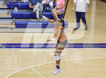 Thumbnail 2 in Kell vs. Roswell photogallery.