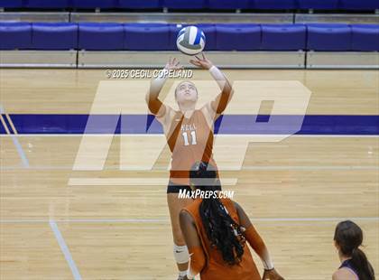 Thumbnail 2 in Kell vs. Roswell photogallery.