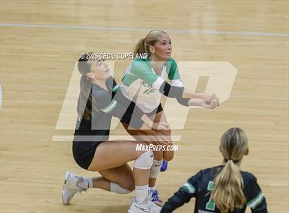 Thumbnail 1 in Kell vs. Roswell photogallery.