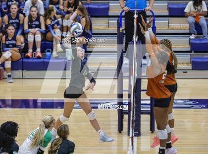 Thumbnail 2 in Kell vs. Roswell photogallery.