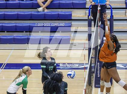 Thumbnail 1 in Kell vs. Roswell photogallery.