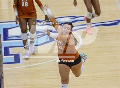 Thumbnail 1 in Kell vs. Roswell photogallery.