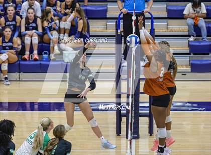 Thumbnail 3 in Kell vs. Roswell photogallery.