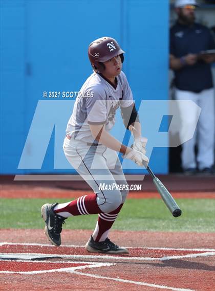 Thumbnail 3 in Newark vs. Lancaster (OHSAA D1 District Playoff) photogallery.