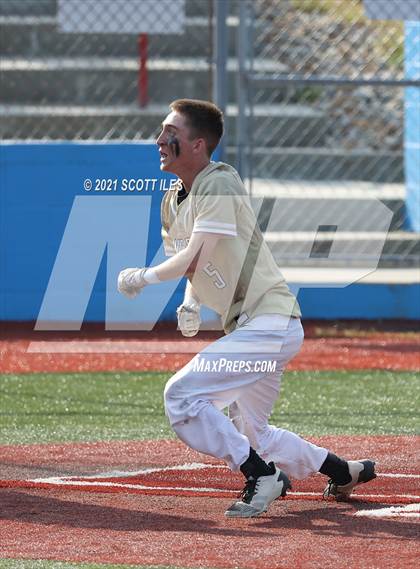 Thumbnail 1 in Newark vs. Lancaster (OHSAA D1 District Playoff) photogallery.
