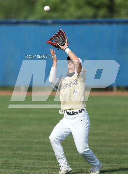 Thumbnail 2 in Newark vs. Lancaster (OHSAA D1 District Playoff) photogallery.