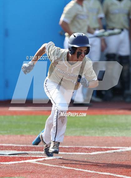 Thumbnail 1 in Newark vs. Lancaster (OHSAA D1 District Playoff) photogallery.