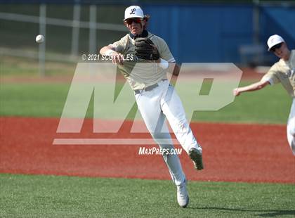 Thumbnail 2 in Newark vs. Lancaster (OHSAA D1 District Playoff) photogallery.