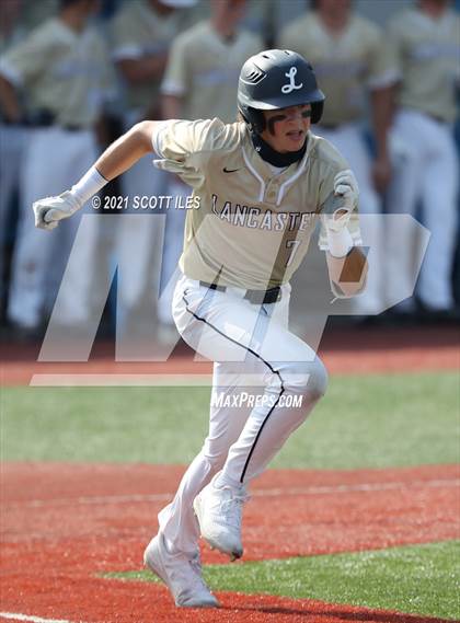 Thumbnail 3 in Newark vs. Lancaster (OHSAA D1 District Playoff) photogallery.