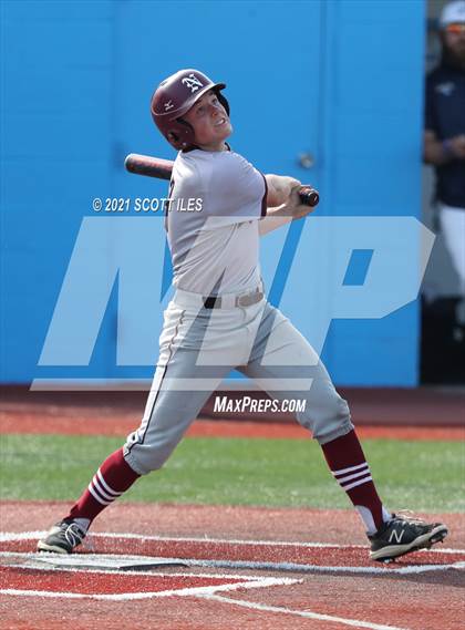 Thumbnail 2 in Newark vs. Lancaster (OHSAA D1 District Playoff) photogallery.