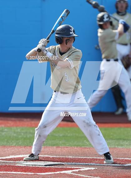 Thumbnail 1 in Newark vs. Lancaster (OHSAA D1 District Playoff) photogallery.