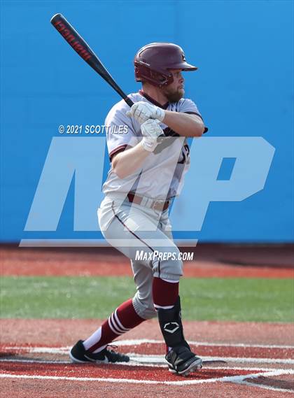 Thumbnail 1 in Newark vs. Lancaster (OHSAA D1 District Playoff) photogallery.