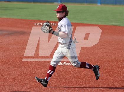 Thumbnail 1 in Newark vs. Lancaster (OHSAA D1 District Playoff) photogallery.