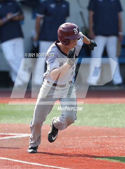 Thumbnail 3 in Newark vs. Lancaster (OHSAA D1 District Playoff) photogallery.