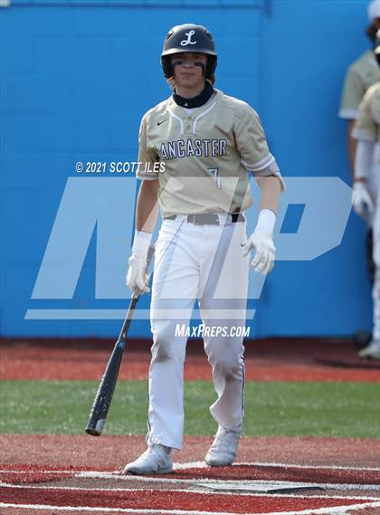 Thumbnail 2 in Newark vs. Lancaster (OHSAA D1 District Playoff) photogallery.