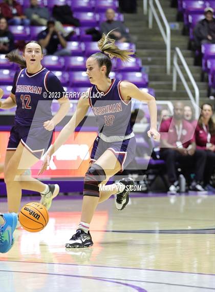 Thumbnail 2 in Herriman vs. Davis (UHSAA 6A Quarterfinal) photogallery.
