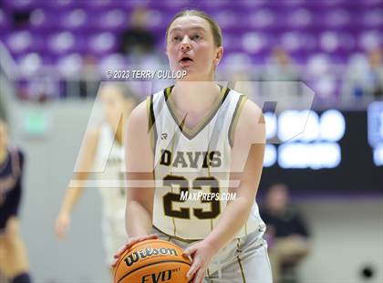 Thumbnail 3 in Herriman vs. Davis (UHSAA 6A Quarterfinal) photogallery.