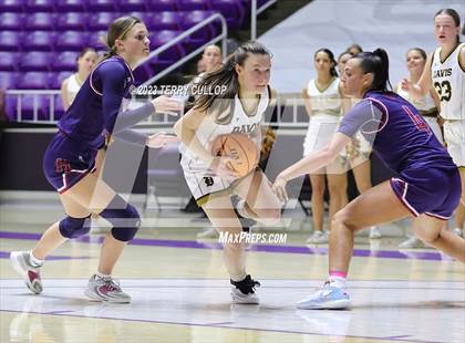 Thumbnail 3 in Herriman vs. Davis (UHSAA 6A Quarterfinal) photogallery.