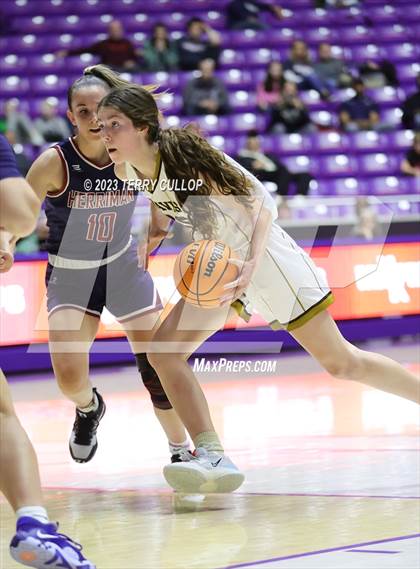 Thumbnail 2 in Herriman vs. Davis (UHSAA 6A Quarterfinal) photogallery.