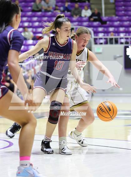 Thumbnail 2 in Herriman vs. Davis (UHSAA 6A Quarterfinal) photogallery.