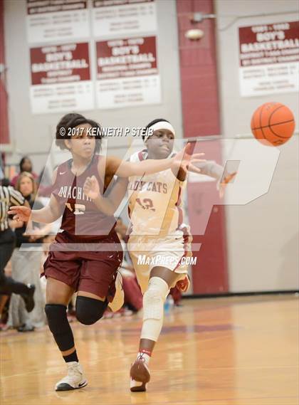 Thumbnail 2 in Ouachita Parish vs. Destrehan (LHSAA 5A Quarterfinal Playoff) photogallery.
