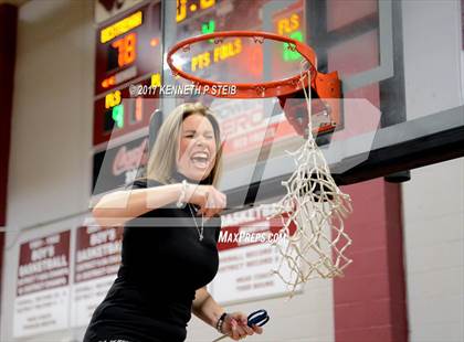 Thumbnail 2 in Ouachita Parish vs. Destrehan (LHSAA 5A Quarterfinal Playoff) photogallery.