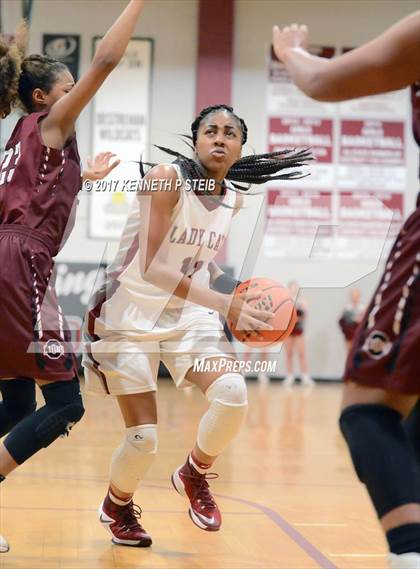 Thumbnail 2 in Ouachita Parish vs. Destrehan (LHSAA 5A Quarterfinal Playoff) photogallery.